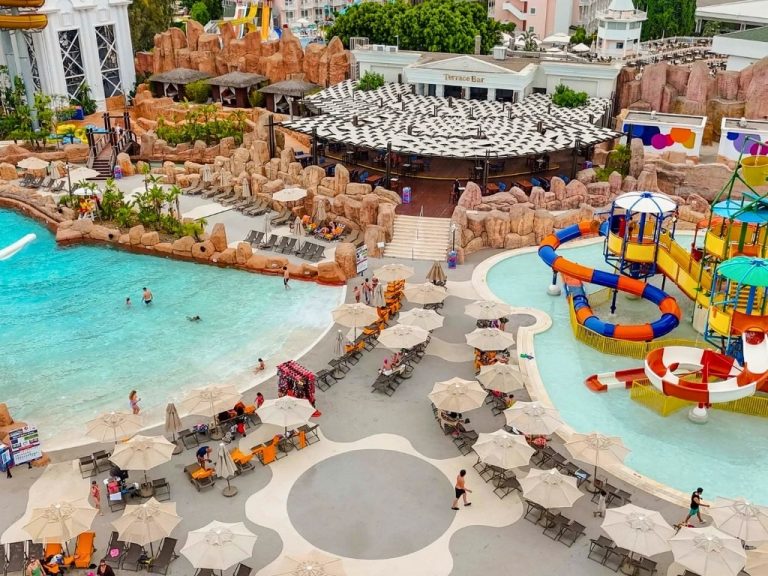 Terrace Bar – Tema Park