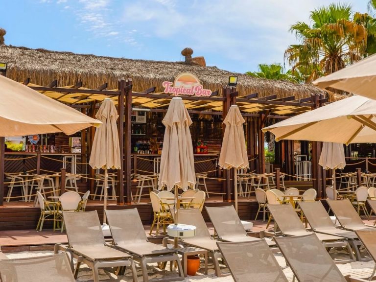 Tropical Bar – Tema Park
